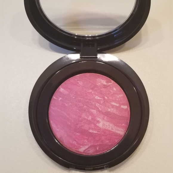 🦋 Laura Geller Baked Blush-N-Brighten Marbleized Blush (in Summer Orchid) - Picture 2 of 11